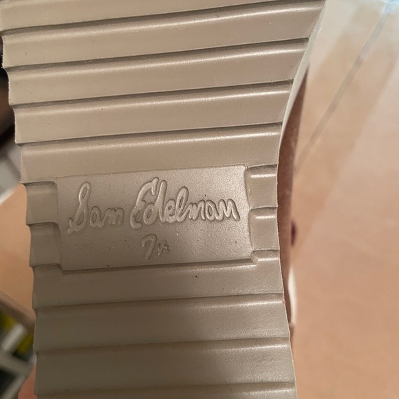 Sam Edelman Brand New Brown Suede Winter Boots with Burgundy Laces - Picture 5 of 5